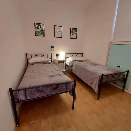 Apartamento Esperia 23 *